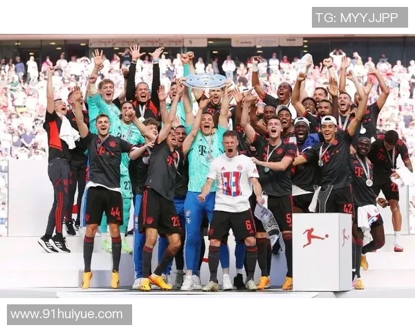 拜仁主场大胜科隆，重返德甲榜首位置，王者归来！