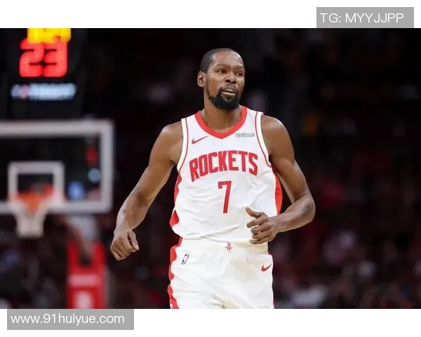 杜兰特加盟篮网后首秀砍下22分，球迷期待他带领球队冲击总冠军