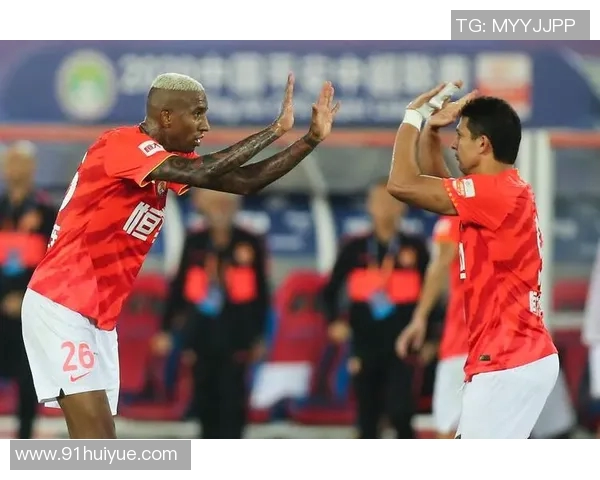 恒大主场大捷，继续领跑中超，保持不败纪录