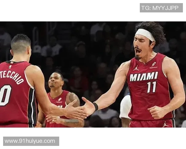 老鹰新援大放异彩，助球队连胜三场稳固东部前四！