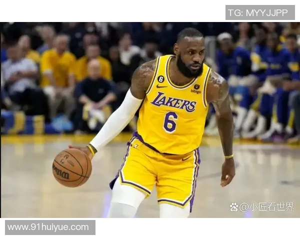 詹姆斯与湖人队续约4年，合同总价接近2亿美元：传奇继续书写